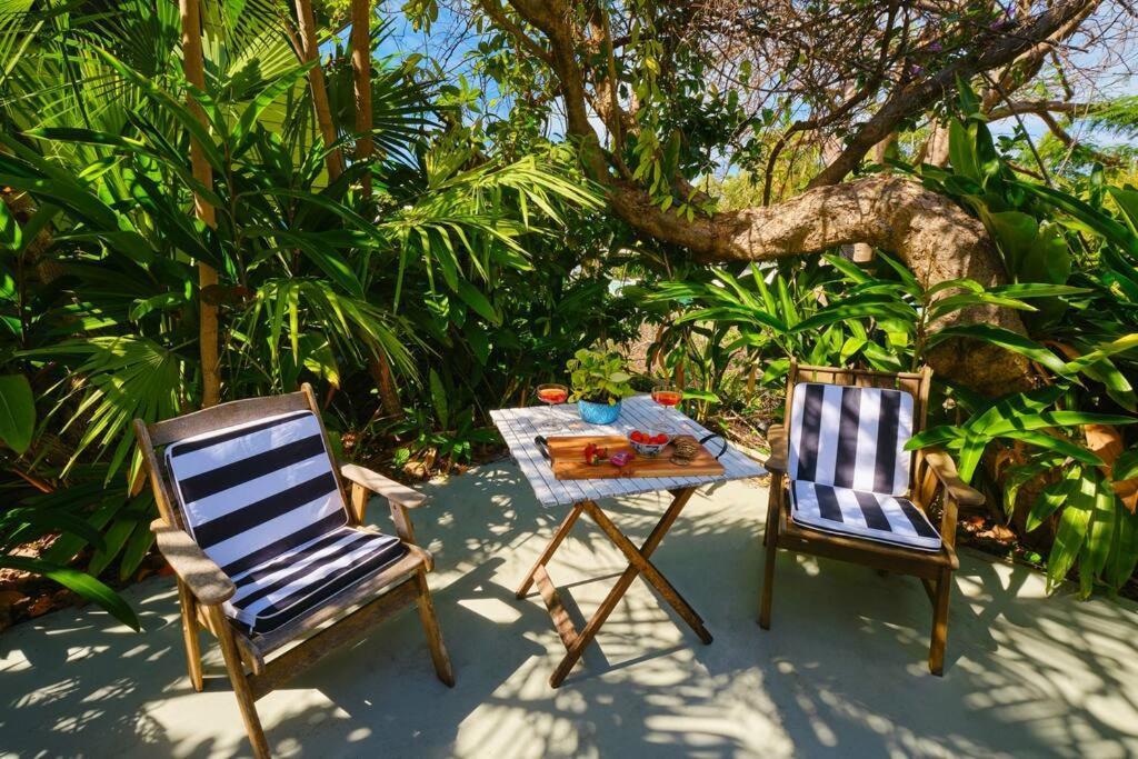 Serenity Picnic Bay Exterior photo